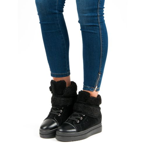 Ocieplane Czarne Botki r.40 na Arena.pl