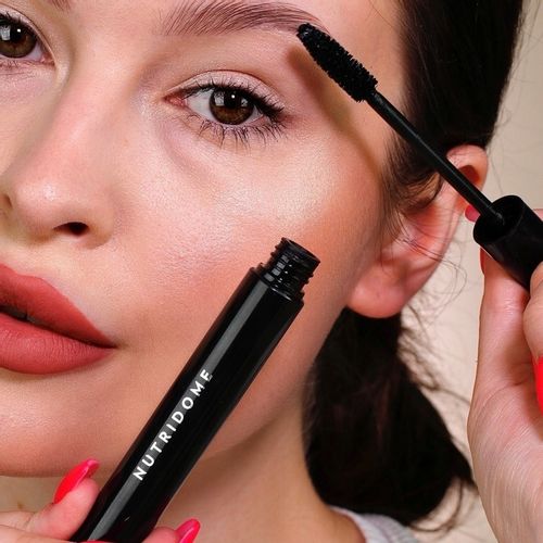 TUSZ DO RZĘS ze szczoteczką olej rycynowy WYDŁUŻAJĄCY czarny NUTRIDOME na Arena.pl