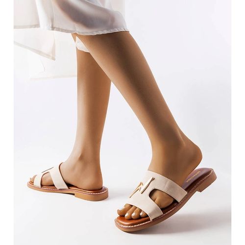 Beżowe płaskie klapki r.39 na Arena.pl