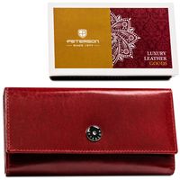 duży, skórzany portfel damski w czerwonym kolorze zamykany klapką