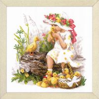 RIOLIS 1781 Dziewczyna z kaczątkami – Zestaw do haftu krzyżykowego 30x30 cm