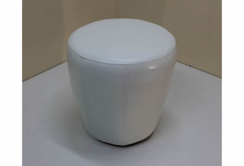 Puf "Louis" na Arena.pl