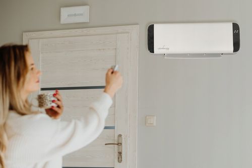 KURTYNA POWIETRZNA TERMOWENTYLATOR GRZEJNIK ELEKTRYCZNY 2000W PILOT + Wi-Fi na Arena.pl