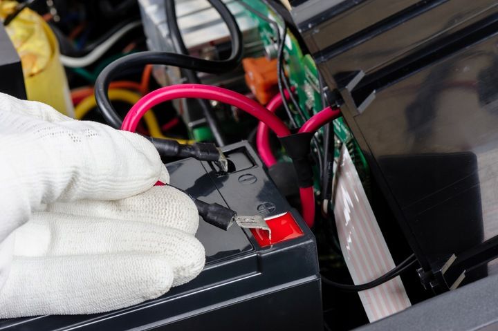 Akumulator AGM 12V 7,2Ah do UPS Centrali Alarmu BEZOBSŁUGOWY (wymiar 7Ah) zdjęcie 4