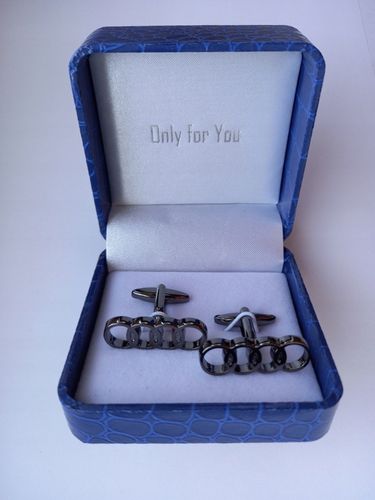 Tytanowe spinki do mankietów EXC dla miłośnika Audi RS + gratis szkatułka na Arena.pl