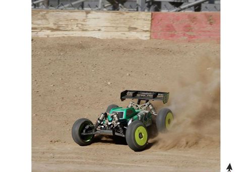 TLR 8ight-E Buggy 1:8 4.0 Race Kit na Arena.pl