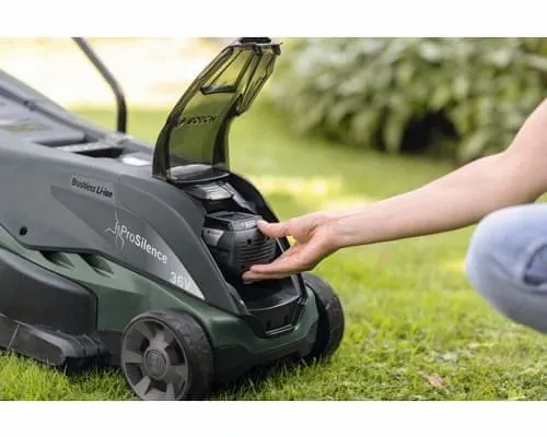 Kosiarka akumulatorowa Bosch 38 cm UniversalRotak 36-560 06008B9507 na Arena.pl