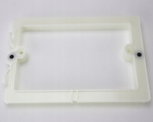 Ramka mocująca do małego przycisku spłukującego spłuczki WC SANIT 299100 na Arena.pl