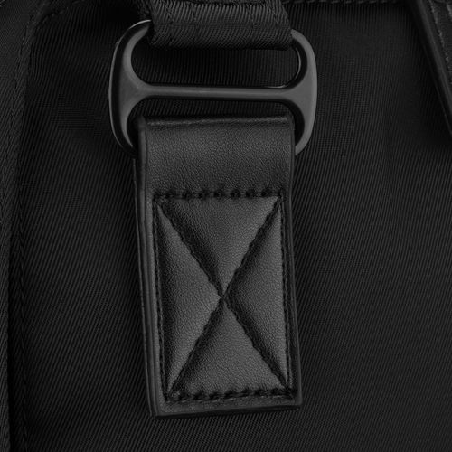 czarny, duży plecak damski wykonany z poliestru i skóry ekologicznej, na Arena.pl