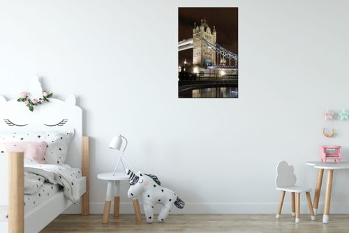 Obraz 40X60 Fontanna Przy Tower Bridge na Arena.pl