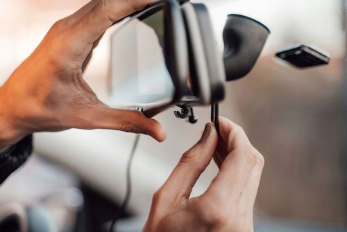 CYFROWA KAMERA WIDEO REJESTRATOR SAMOCHOD LUSTERKO na Arena.pl