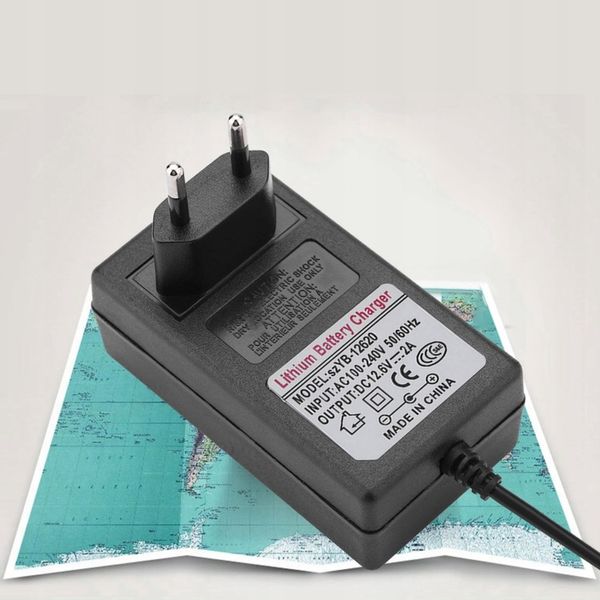 ZASILACZ ŁADOWARKA DO AKUMULATORÓW 12,6 V2 A ZASILANIE zdjęcie 11