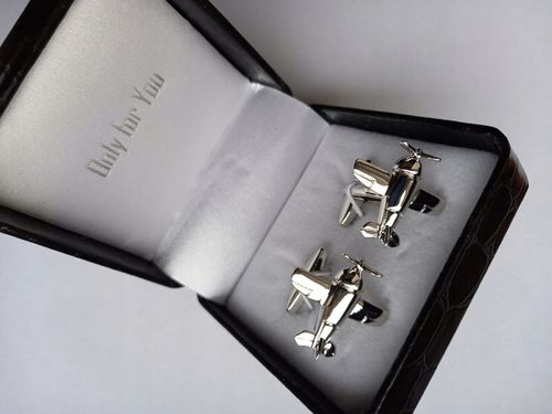 Srebrne spinki do mankietów Samolot na Arena.pl