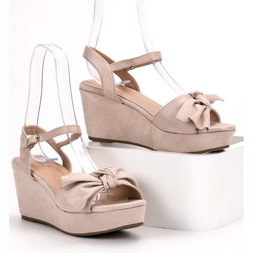 Sandałki Na Platformie r.40 na Arena.pl