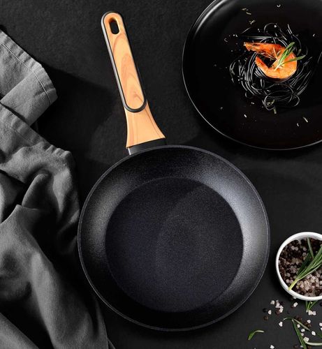 patelnia multiclad 28cm bergner bg-56032 charcoal na Arena.pl