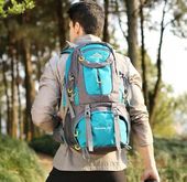 Plecak Turystyczny Trekkingowy Sportowy lekki 50L Wodoodporny Pas Biodrowy