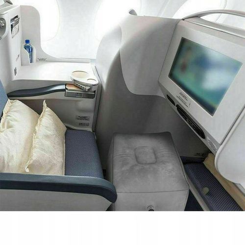 NADMUCHIWANA PODUSZKA PODRÓŻNA POD STOPY DO AUTO na Arena.pl