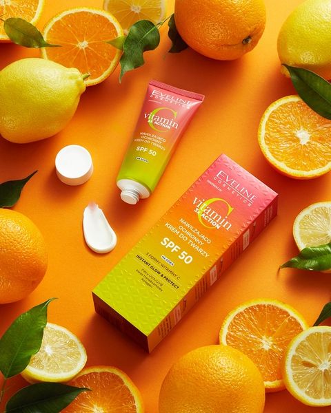 Eveline Cosmetics Vitamin C 3X Action krem SPF 50 zdjęcie 4