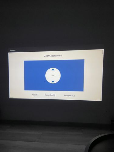 PROJEKTOR RZUTNIK ANDROID SMART TV WIFI FULL HD 7000lm 400 ANSI LED BT na Arena.pl