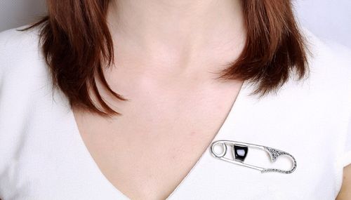 Srebrna broszka RDM3233 - Markazyty na Arena.pl