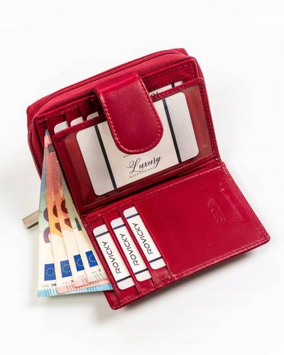 Maly skorzany portfel damski na zatrzask na Arena.pl