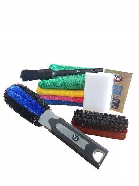 AKCESORIA DO CZYSZCZENIA I PIELĘGNACJI AUTA zdjęcie 1