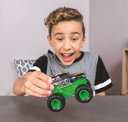 MONSTER JAM Warczące opony Monster Grave Digger na Arena.pl