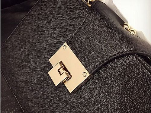 Torebka Damska KUFEREK Czarna Pojemna Elegancka na Łańcuszku Usztywniana na Arena.pl