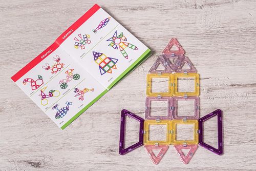 KLOCKI MAGNETYCZNE KUFEREK 112 EL. NR:6522 na Arena.pl