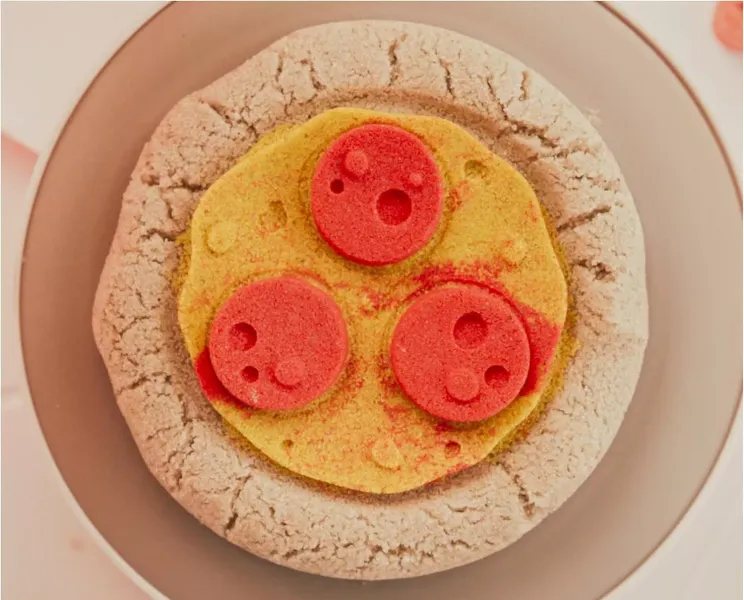 Kinetic Sand. Puszysta pizza zdjęcie 4