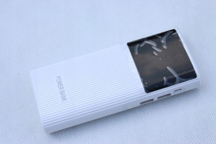 VIP SOLIDNY Mocny Power bank 50000mAh Wyświetlacz 3xUSB Latarka KOLORY zdjęcie 3