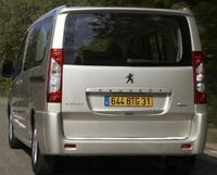 Fiat SCUDO, Peugeot EXPERT - Listwa CHROM na Klapę