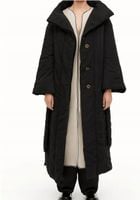 Czarny płaszcz od Malene Birger 36