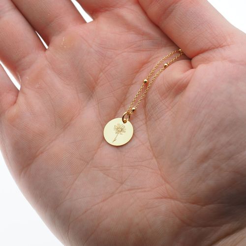 Naszyjnik z blaszką z wzorem kwiatka - srebro złocone 40 cm na Arena.pl