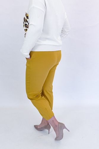 Musztardowe Rozciągliwe Spodnie Boyfriend UNI na Arena.pl