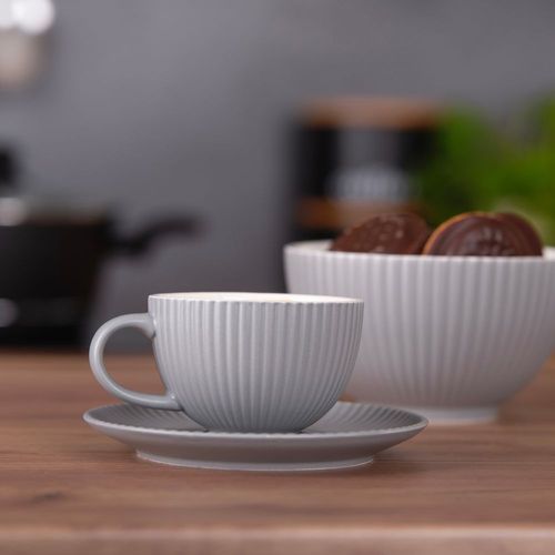 Filiżanka ze spodkiem z porcelany 170 ml szary matowy ryflowany wzór prążki na Arena.pl