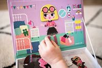 Układanka magnetyczna Magnetibook Kostiumy Dziewczynka dla dzieci 3+, Janod