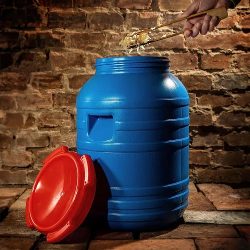 BECZKA PLASTIKOWA 30 L ZAKRĘTKA ATEST POJEMNIK ZBIORNIK NA WODĘ na Arena.pl