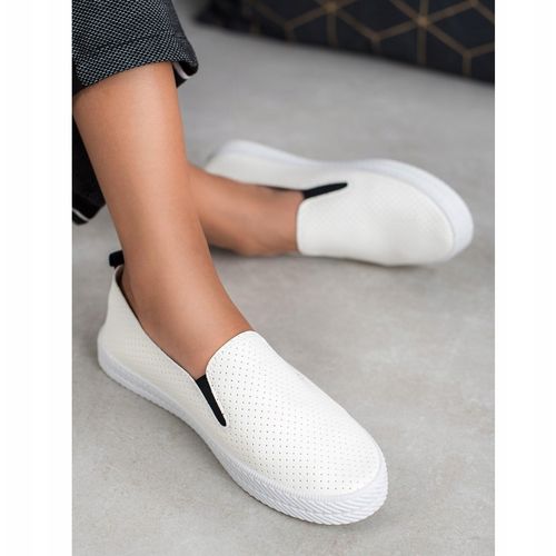Białe Trampki Slip On r.40 na Arena.pl