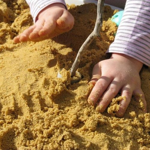 PIASEK DO PIASKOWNICY 20KG PIACH CZYSTY DLA DZIECI SUCHY DO OGRODU na Arena.pl