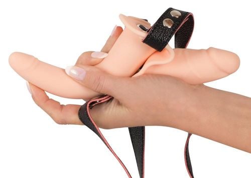 vibrating double strap-on na Arena.pl