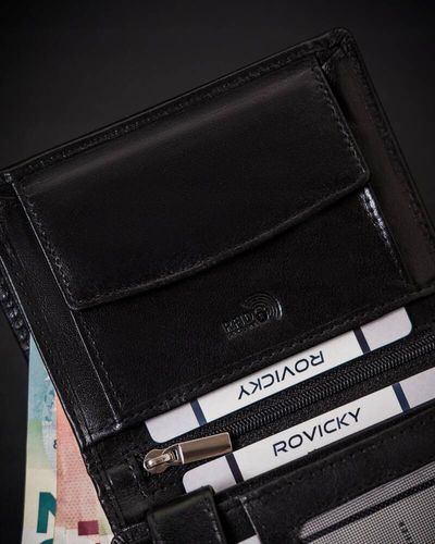 skórzany portfel męski wyposażony w system rfid - rovicky na Arena.pl