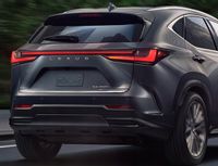 LEXUS NX II 2021+ Listwa CHROM klapa bagażnik tył