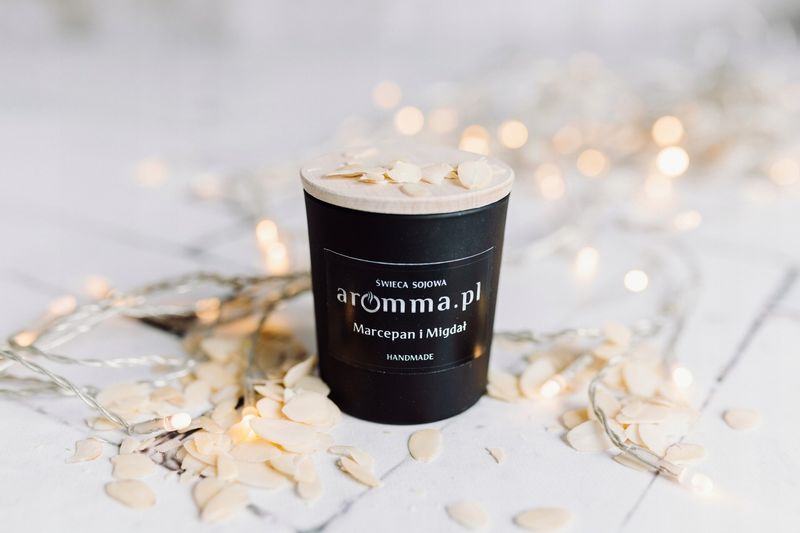 ŚWIECA SOJOWA - MARCEPAN I MIGDAŁ 180 ML - SŁODKA! .::KRÓL SŁODYCZY::. zdjęcie 1