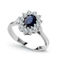 pierścionek z szafirem i brylantami w stylu księżnej kate