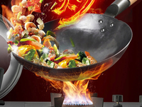 Chińska Patelnia Kuta Stal Węglowa Wok Stalowy Uchwyt z Drewnai 16" 40cm