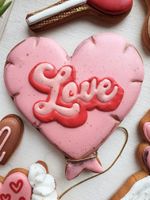 CIASTKO BALONOWE SERCE LOVE