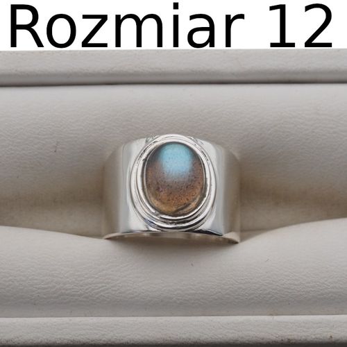 Pierścionek sygnet - Labradoryt owalny i srebro 12 (Średnica wewnętrzna 16,33 mm) na Arena.pl