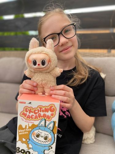 LABUBU niespodzianka brelok MASKOTKA na prezent na Arena.pl