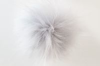 Jamiks duży pompon naturalny z jenota jasny szary